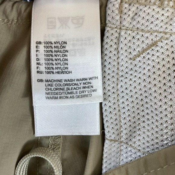 North Face Hiking Pants Capri Sz 12 Beige Nylon Lightweight Camping - Picture 8 of 14